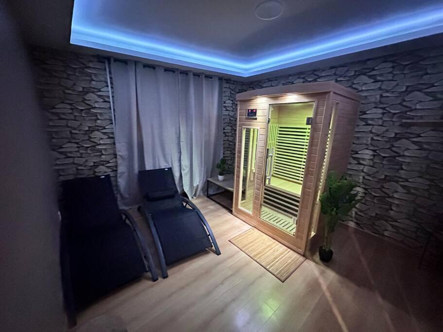 E Servagnat T3 Luxe Avec Sauna Jacuzzi Et Hammam Épernay Extérieur photo