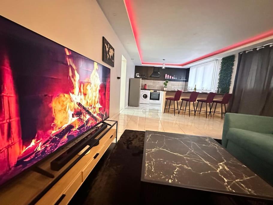 E Servagnat T3 Luxe Avec Sauna Jacuzzi Et Hammam Épernay Extérieur photo