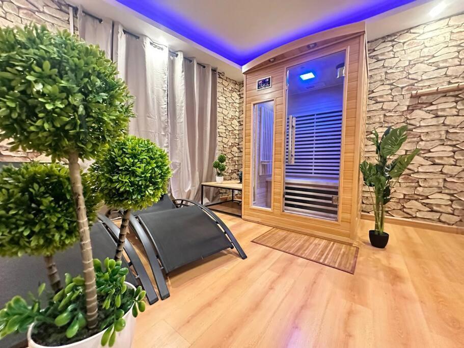 E Servagnat T3 Luxe Avec Sauna Jacuzzi Et Hammam Épernay Extérieur photo